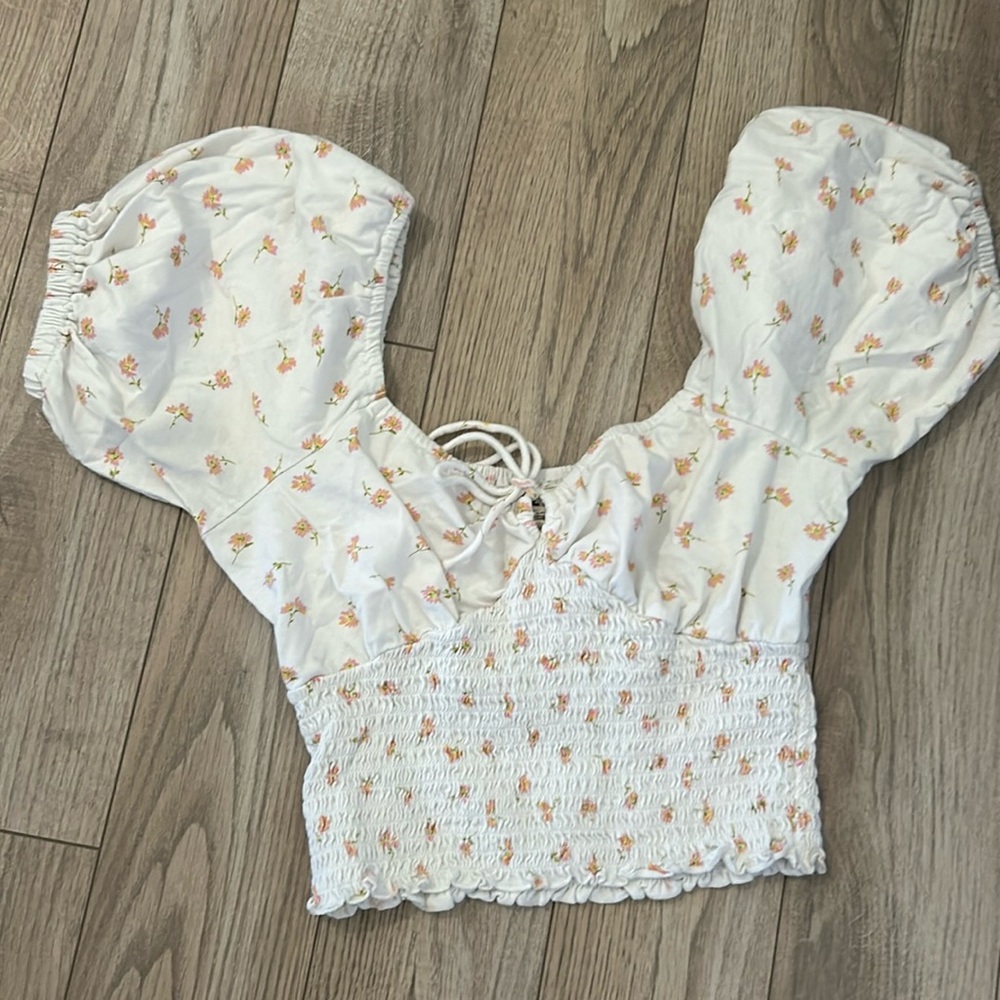 white floral billabong blouse, size small